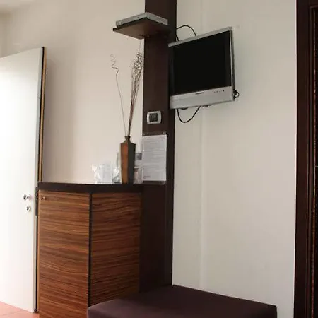 מלון Bed&business סן ג'יובאני טאטינו