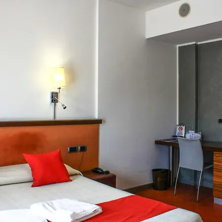 Bed&business מלון 3*